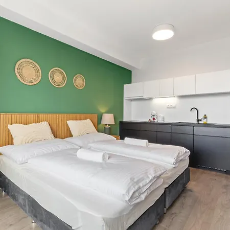 Lam Olive - Ac - Castle View براتسيلافا